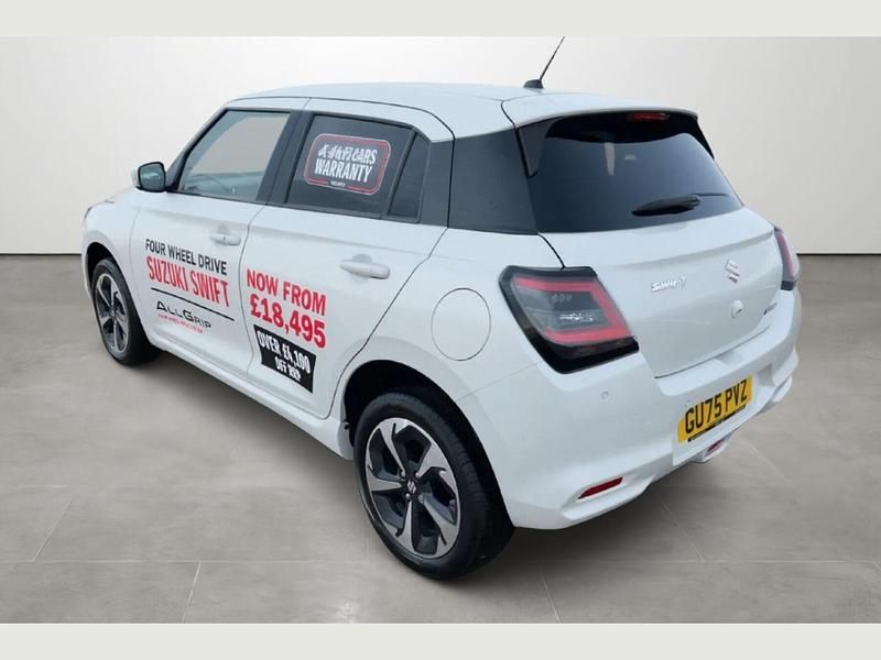 New Suzuki Swift 82 HP (60 kW) 2026 White Hatchback