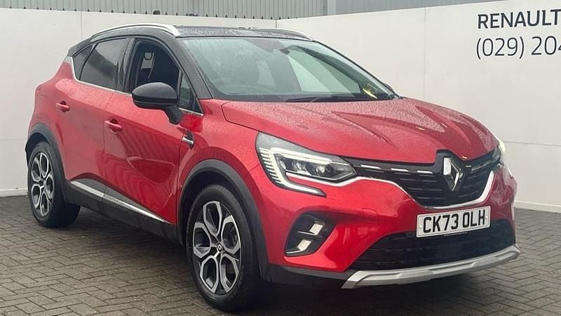 Id metallic flame red Used 2023 Renault Captur Techno SUV | £16,898 (Fair price) - Image 1/1