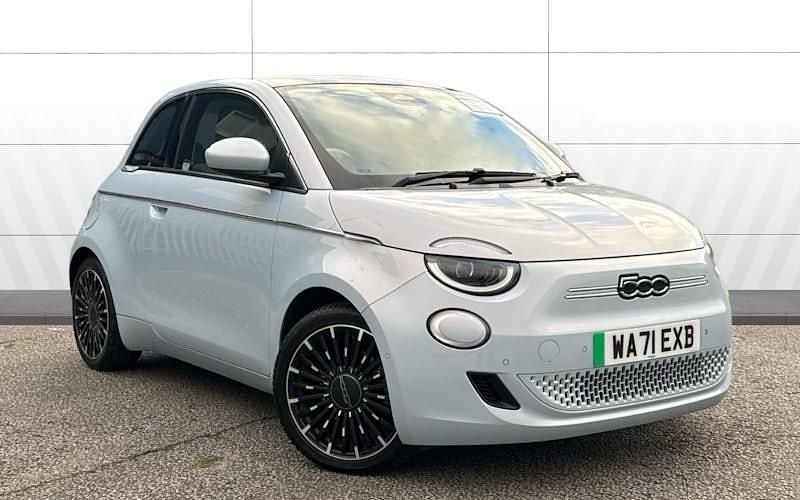 Used 2025 Fiat 500e La Prima Hatchback | £14,538 (Good price) - Image 1/4