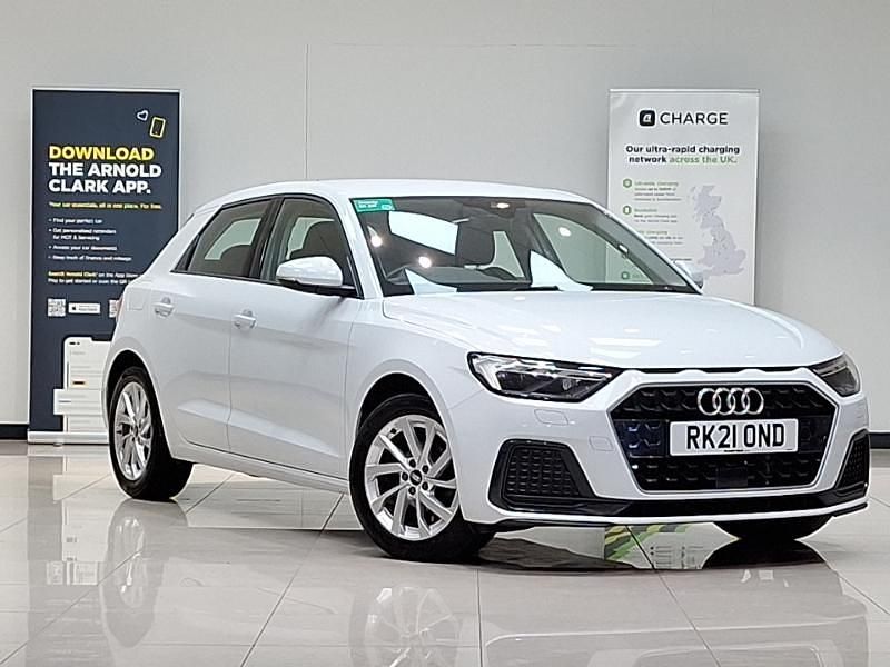Used Audi A1 Sport 95 HP (69 kW) 2021 White SUV