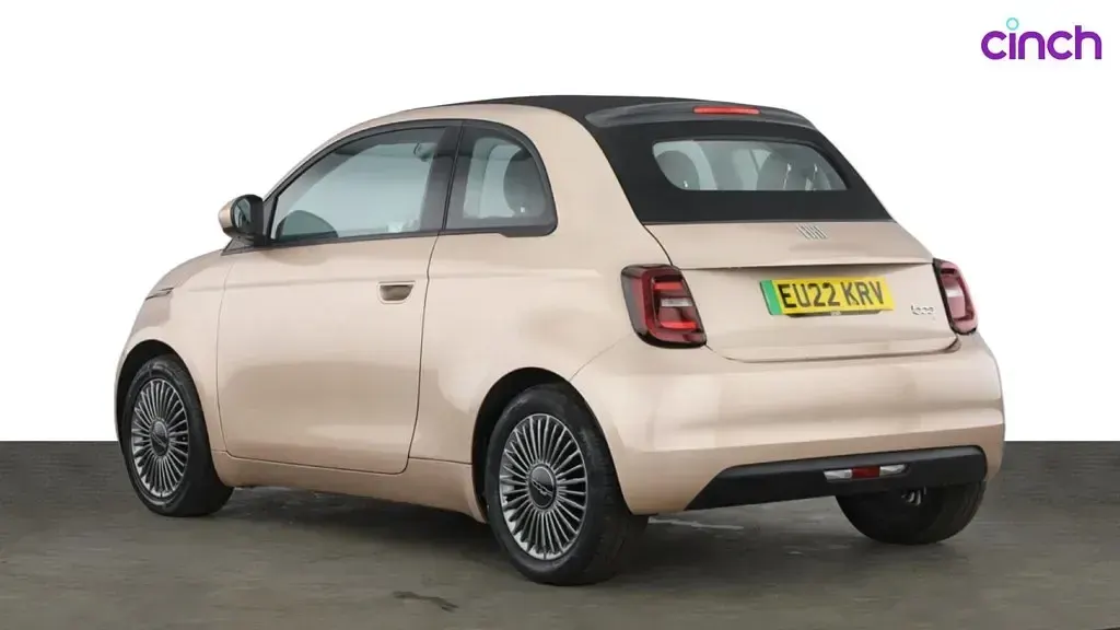 Used Fiat 500e Icon (2022) in Hampshire - £12,400 | AutoUncle