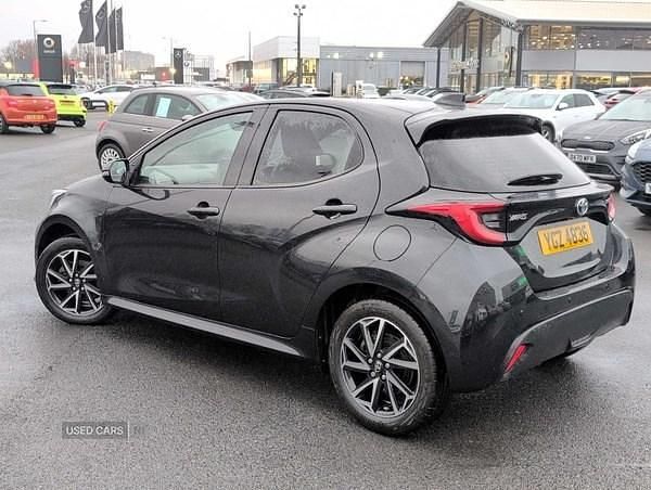 Used Toyota Yaris Hybrid Design 116 HP (85 kW) 2023 Black Hatchback
