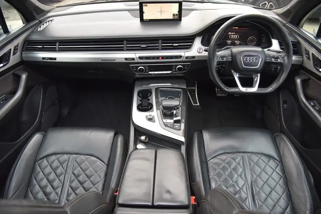 Used Audi SQ7 Advanced 435 HP (319 kW) 2018 Black SUV