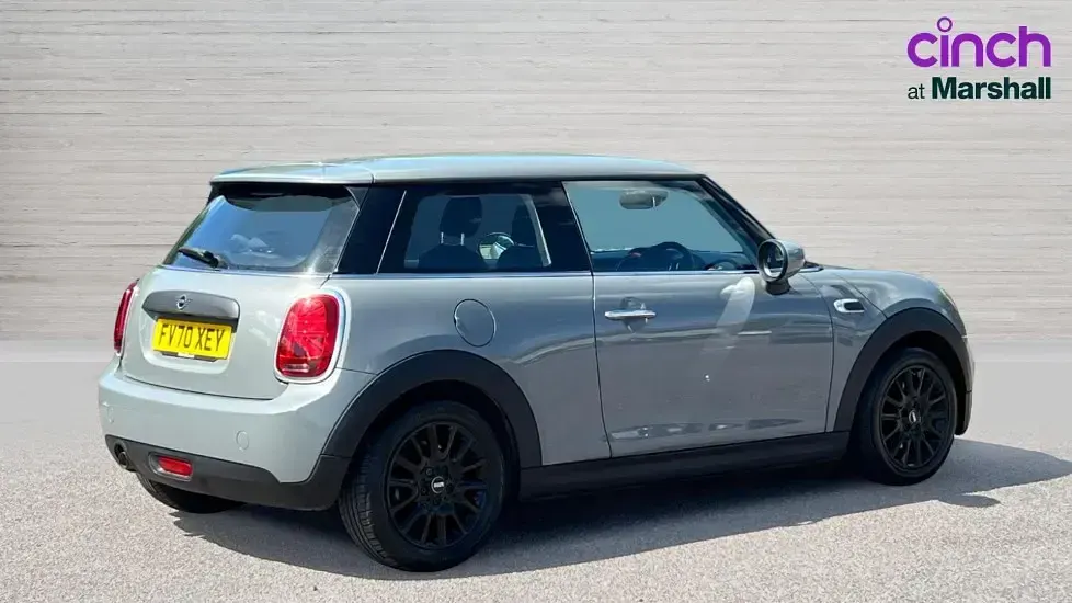 Used Mini ONE Classic 102 HP (75 kW) 2021 Grey Hatchback