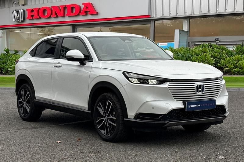 White Used 2024 Honda HR-V Elegance SUV | £21,849 (Good price) - Image 1/4