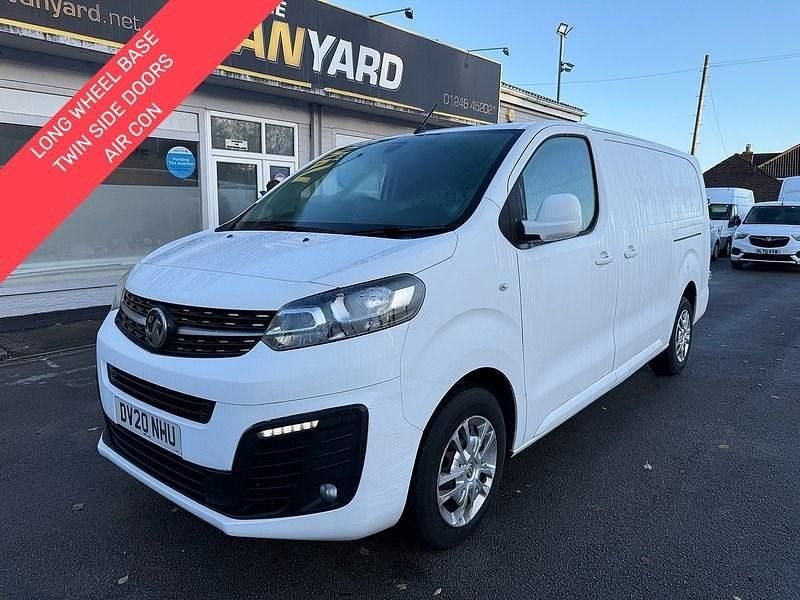 White Used 2020 Vauxhall Vivaro Sportive MPV | £11,999 (Fair price) - Image 1/4