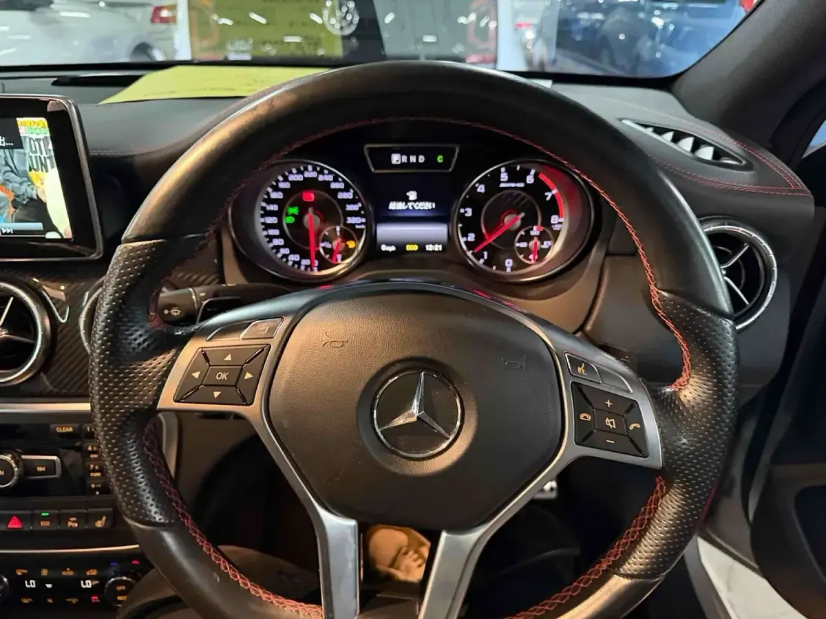 Used Mercedes CLA45 AMG AMG 355 HP (261 kW) 2014 Silver Coupe