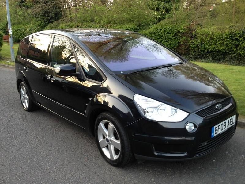 Used Ford S-MAX Titanium 143 HP (105 kW) 2009 Black MPV