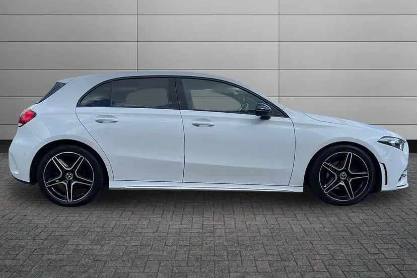 Used Mercedes A200 Executive 148 HP (108 kW) 2023 White Hatchback
