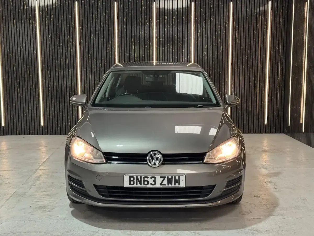 Used VW Golf VII SE 103 HP (75 kW) 2013 Grey Hatchback