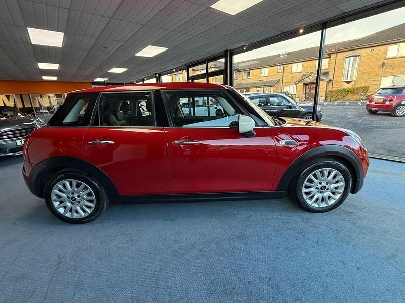 Used Mini Cooper Hatch 2015 Red Hatchback