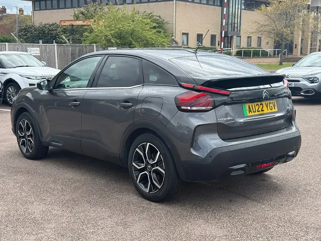 Used Citroën e-C4 Shine 100 kW (136 HP) 2022 Hatchback