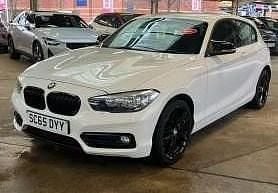 Used BMW 118 Sport Line 2015 Alpine white Hatchback