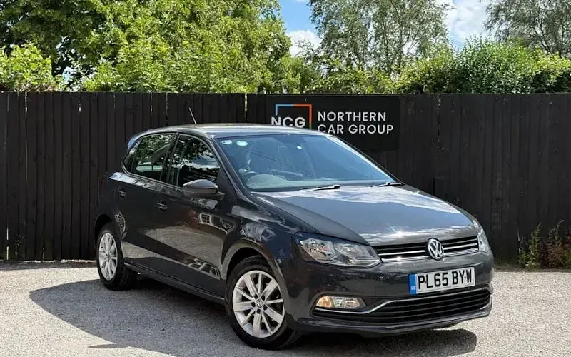 Used VW Polo SE 75 HP (55 kW) 2015 Hatchback