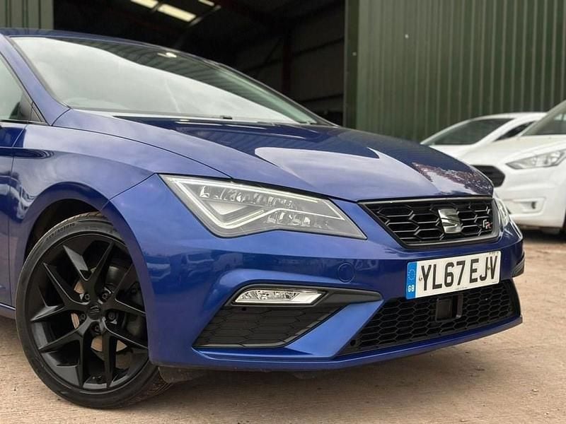Used Seat Leon FR 125 HP (91 kW) 2018 Blue Hatchback