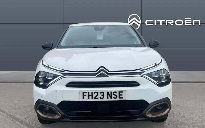 Used Citroën C4 PureTech 131 HP (96 kW) 2023 White SUV