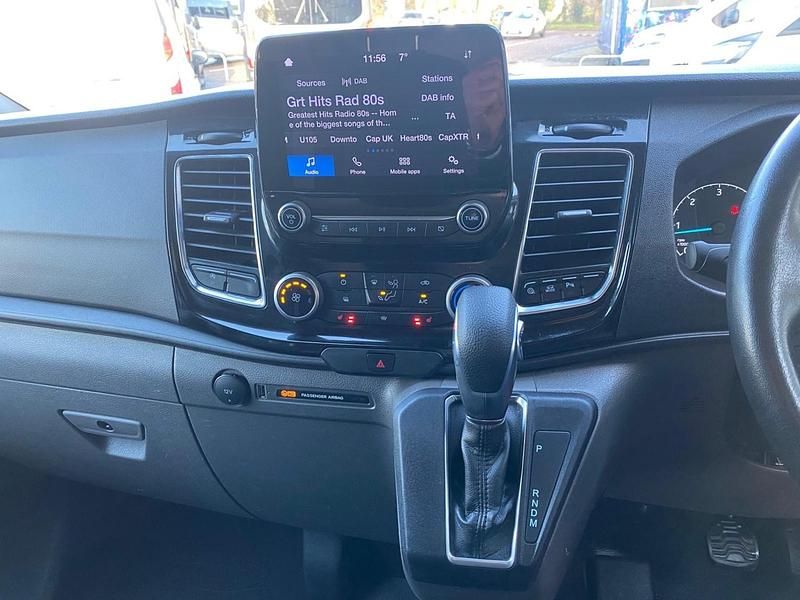 Used Ford Transit Custom Limited 130 HP (95 kW) 2021 White