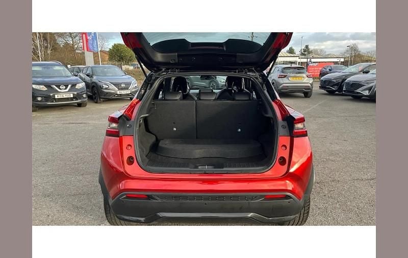 Used Nissan Juke Tekna+ 114 HP (83 kW) 2024 Red SUV