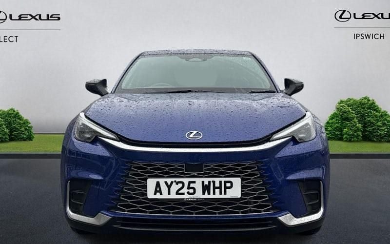 Second-hand Lexus LBX 136 CP (100 kW) 2025 SUV