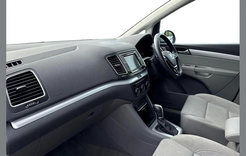 Used VW Sharan SE 150 HP (110 kW) 2021 Silver MPV