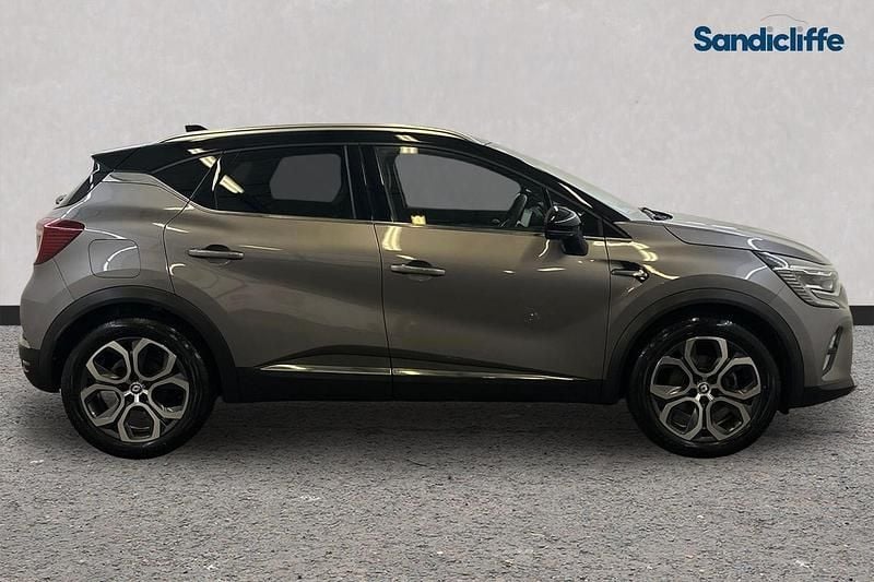 Used Renault Captur Rive Gauche 2022 Grey/black SUV