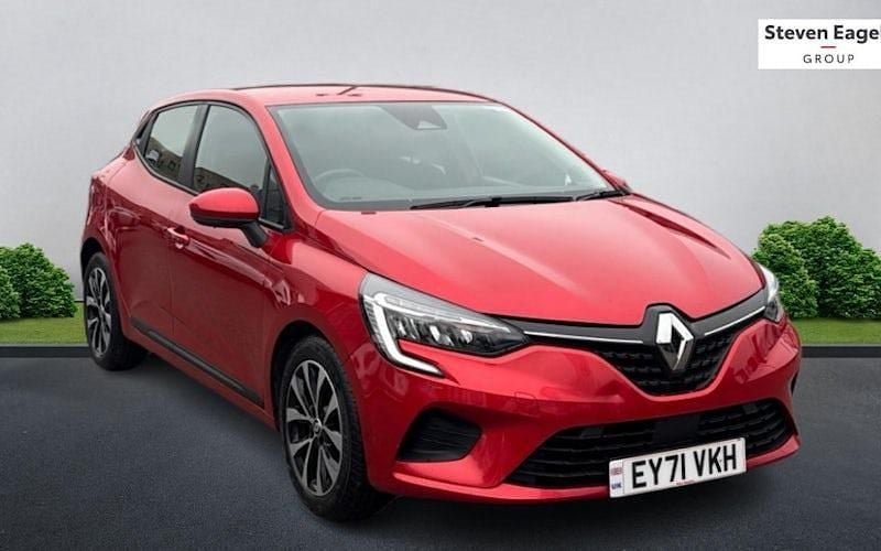 Used Renault Clio V Iconic 90 HP (66 kW) 2022 Hatchback