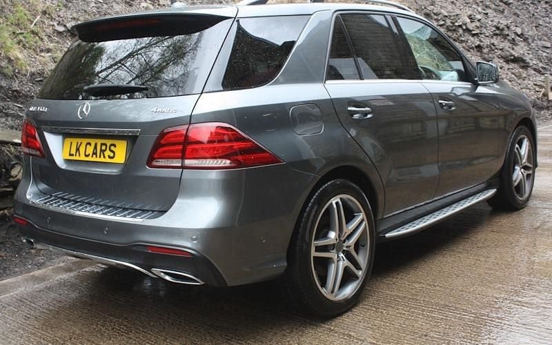 Used Mercedes GLE350 AMG Line Premium 258 HP (189 kW) 2017 Estate