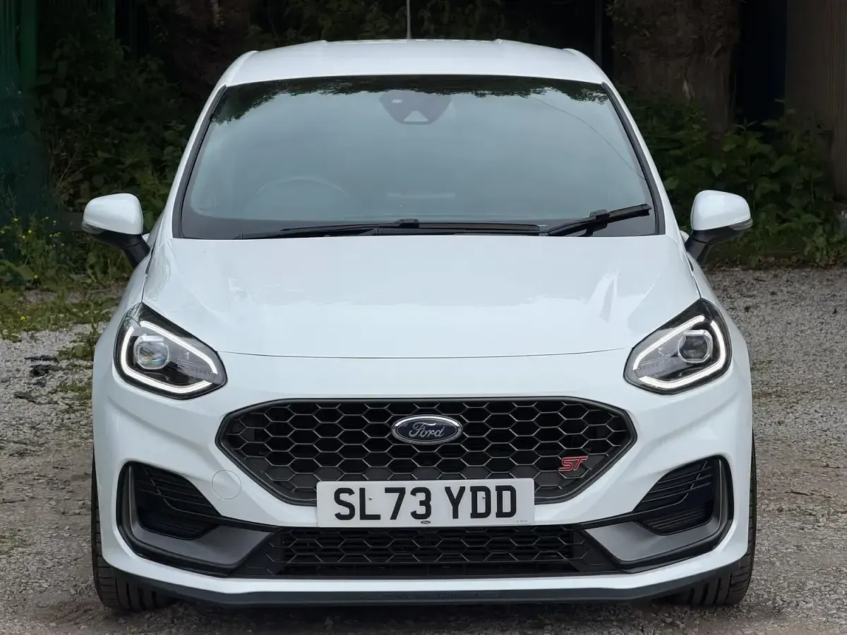 Used Ford Fiesta ST 200 HP (147 kW) 2023 White Hatchback