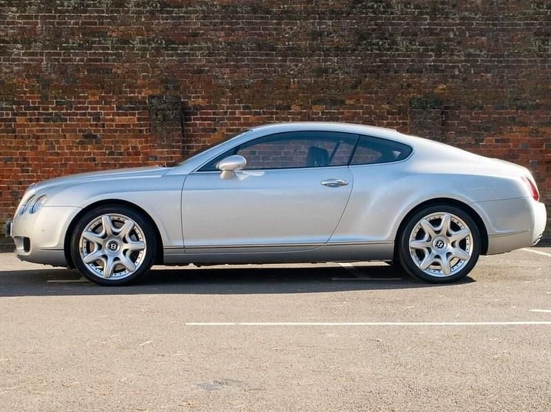 Używany Bentley Continental 2006 Srebrny Sedan/Limuzyna