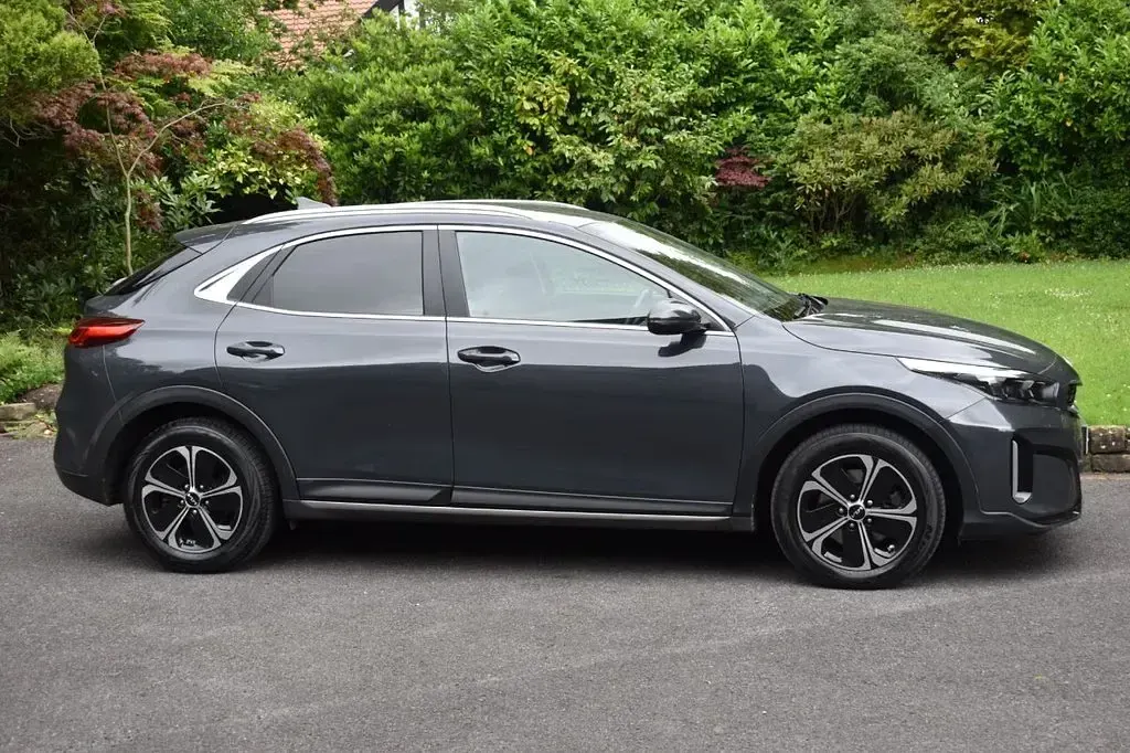Used Kia XCeed 141 HP (103 kW) 2022 Grey SUV
