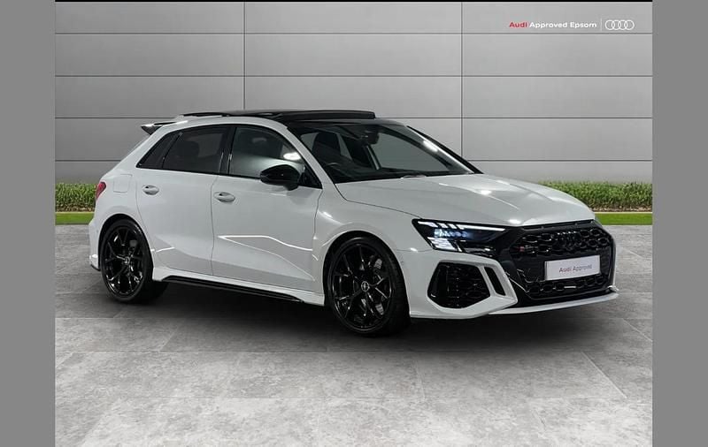 Used Audi RS3 Comfort 394 HP (289 kW) 2022 White Sedan