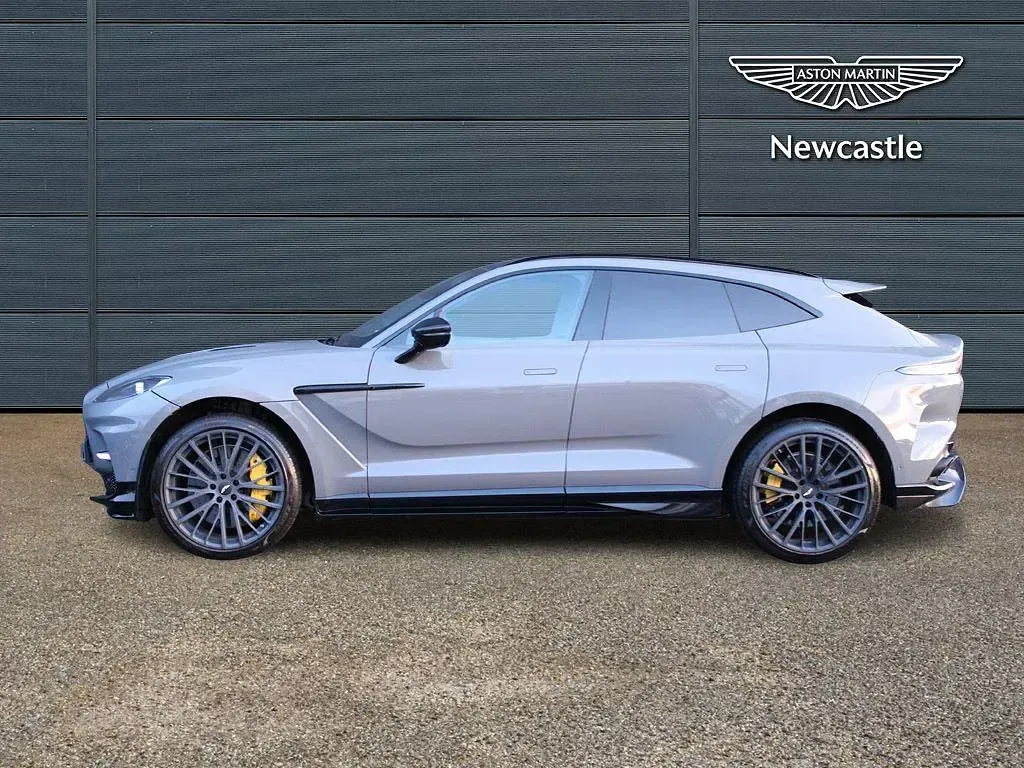 Used Aston Martin DBX 707 HP (519 kW) 2024 Grey SUV