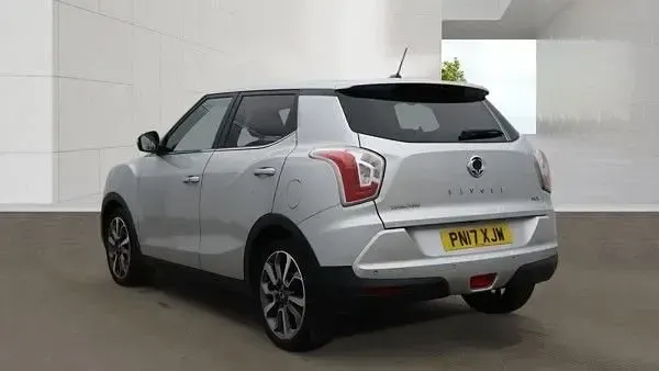 Used SsangYong Tivoli 128 HP (94 kW) 2017 Silver SUV