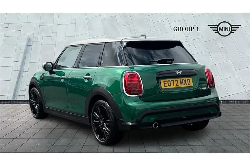 Used Mini Cooper Exclusive 136 HP (100 kW) 2022 Green Hatchback