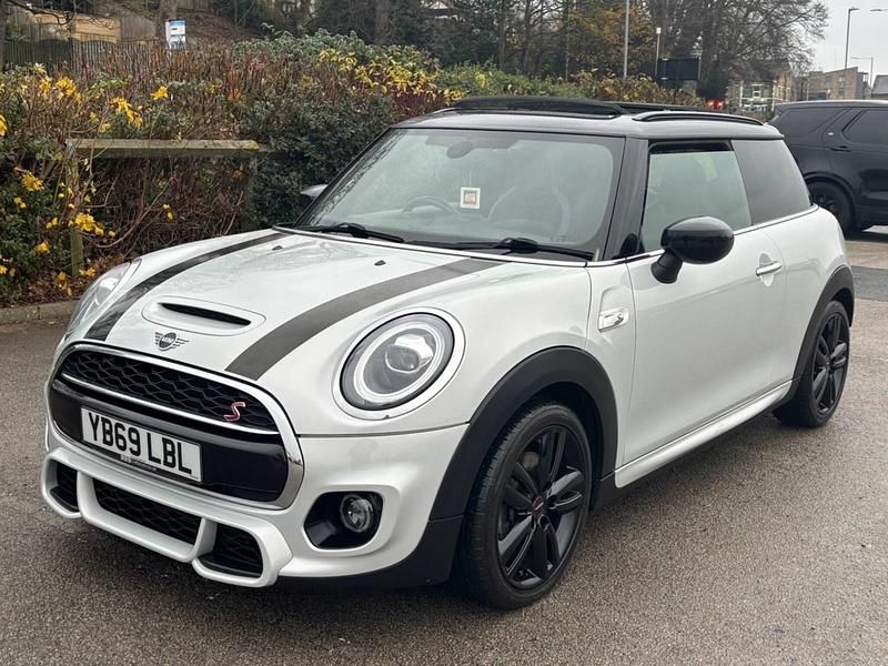 Silver Used 2019 Mini Cooper S Comfort Hatchback | £14,995 (Fair price) - Image 1/4