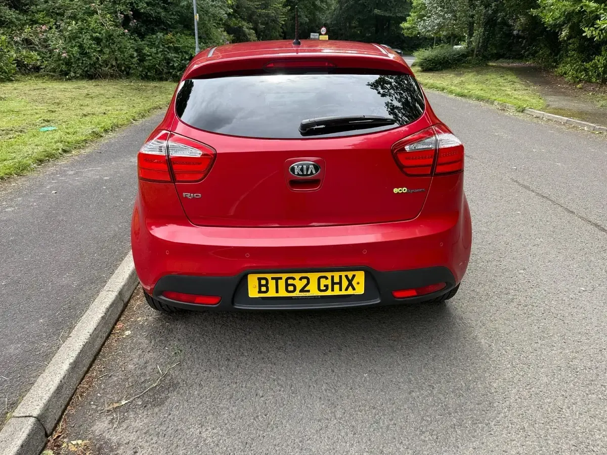 Used Kia Rio 2012 Red Hatchback