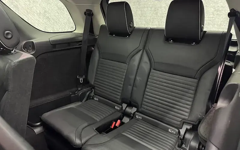 Used Land Rover Discovery HSE 241 HP (177 kW) 2017 Black SUV