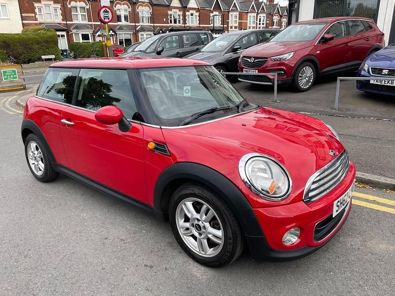 Używany Mini ONE Hatch 2012 Czerwony Hatchback