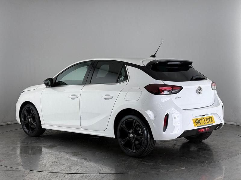 Used Vauxhall Corsa Ultimate 101 HP (74 kW) 2023 White Hatchback