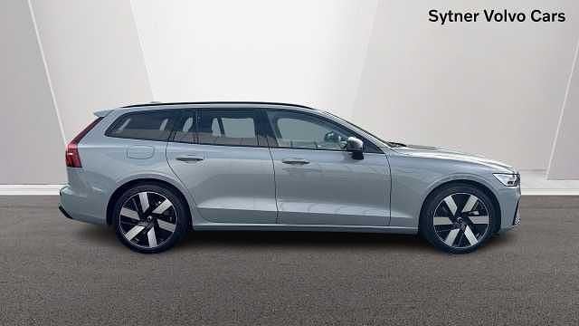 Used Volvo V60 Plus 345 HP (253 kW) 2026 Estate