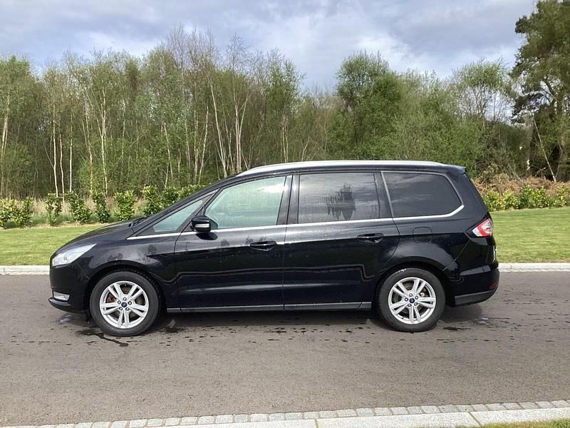 Begagnad Ford Galaxy Titanium 2017 Svart Minibuss