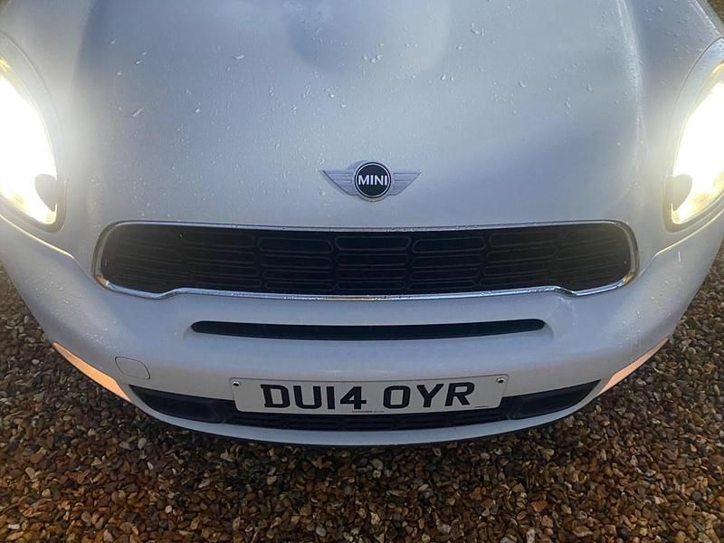 Used Mini Cooper S 2014 White Hatchback