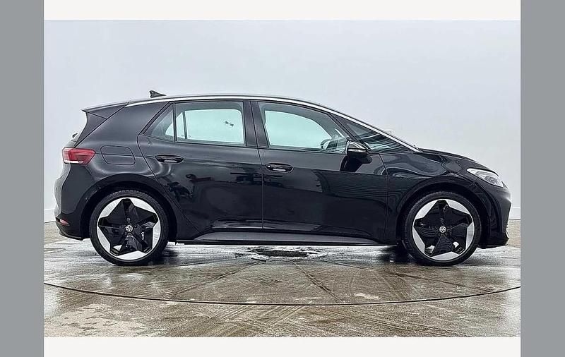 Used VW ID.3 Pro 147 kW (200 HP) 2025 Black Hatchback