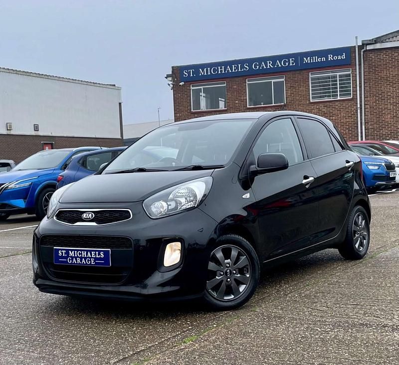 Used Kia Picanto 65 HP (47 kW) 2016 Black Hatchback