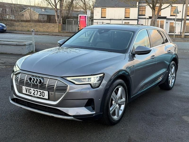 Used Audi e-tron Comfort 230 kW (313 HP) 2020 Grey SUV