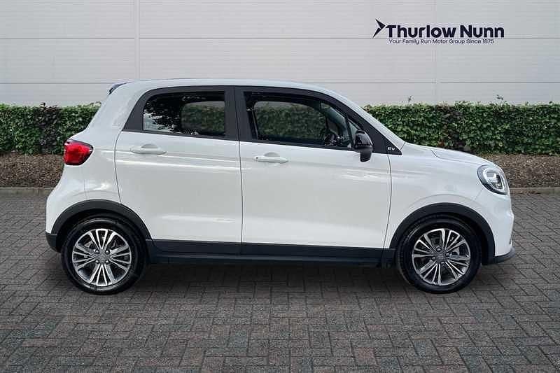 Used Leapmotor T03 69 kW (95 HP) 2025 White Hatchback