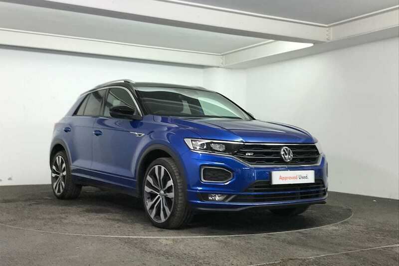 Blue Used 2018 VW T-Roc R-line SUV | £16,195 (Good price) - Image 1/4