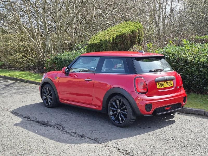 Używany Mini John Cooper Works Hatch 2017 Czerwony Hatchback