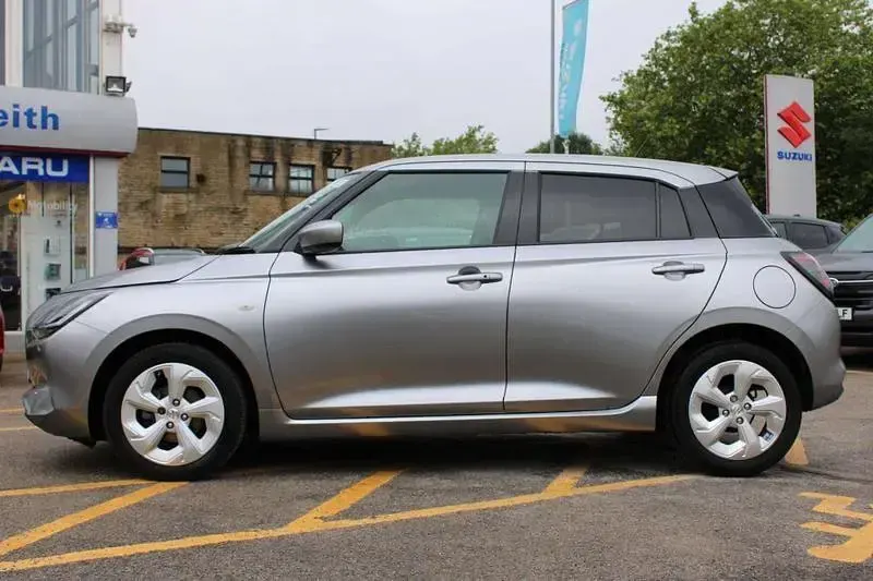 Used Suzuki Swift 82 HP (60 kW) 2025 Silver Hatchback