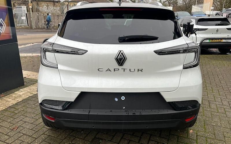 New Renault Captur Techno 91 HP (66 kW) 2025 Metallic  arctic white  SUV